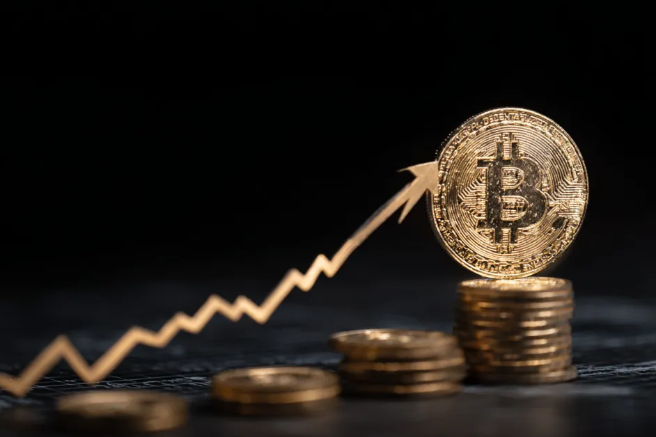 Bitcoin Back at $115K: Technical Indicators Hint at Reversal, But Caution Persists