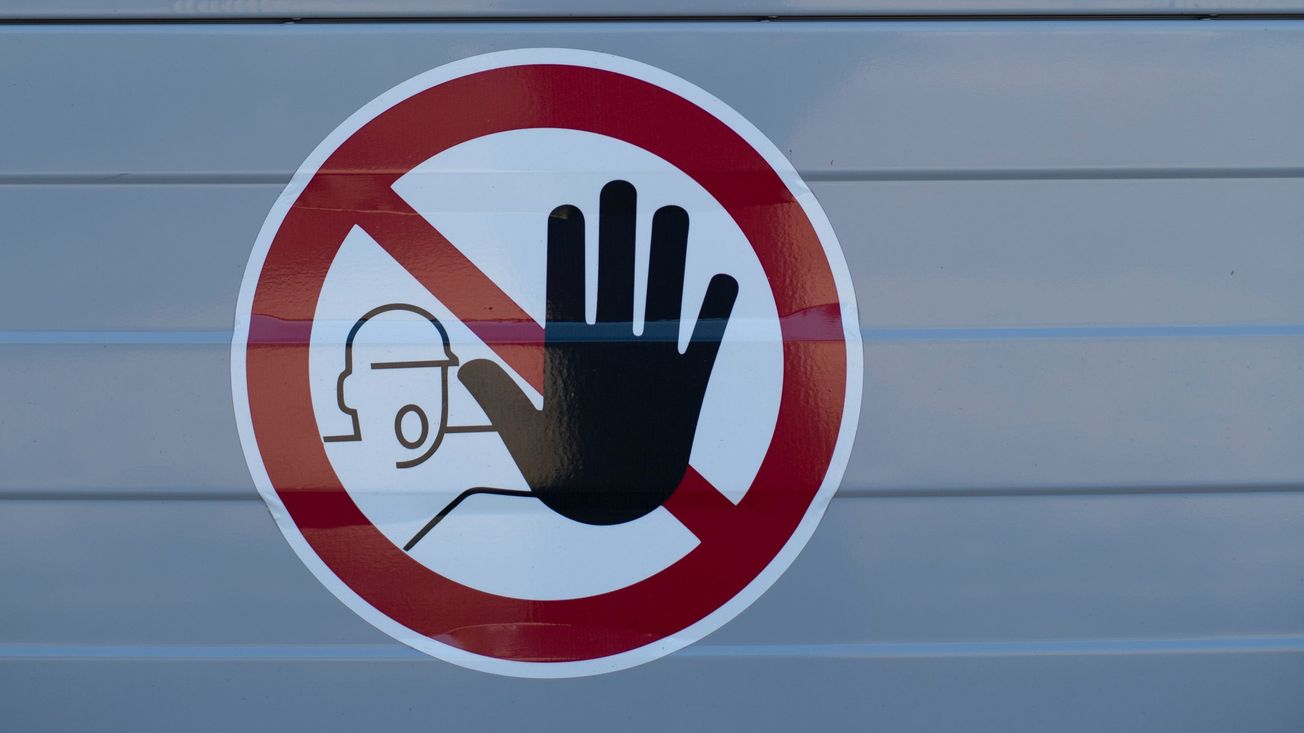 After Just Amping Up Music NFTs, China Issues Financial Risk Warning